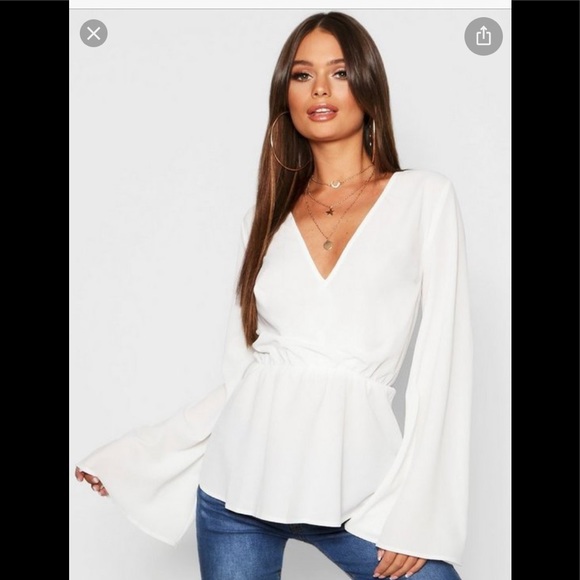 Boohoo Tops - Boohoo ruffle long sleeve peplum blouse